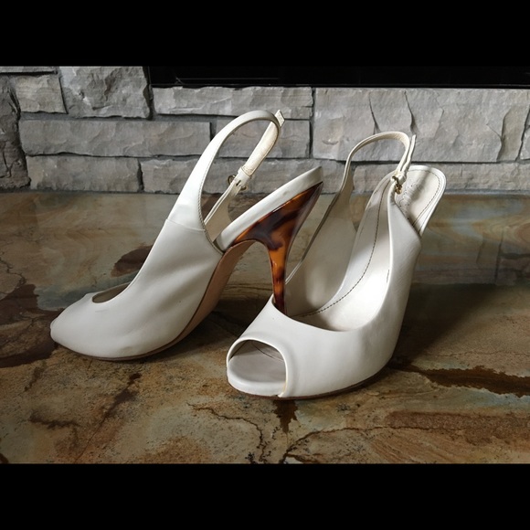 Authentic Gucci shoes - Picture 8 of 15